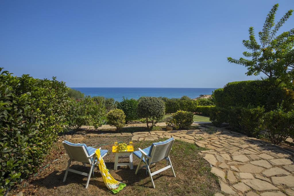 Protaras Beachfront Sirina Lina Suite Paralimni Exteriör bild