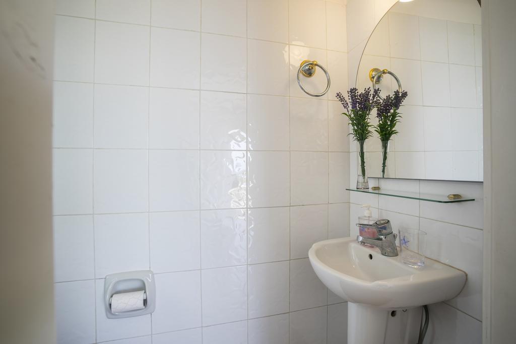 Protaras Beachfront Sirina Lina Suite Paralimni Exteriör bild